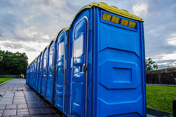Best Porta potty rental near me  in Brownsville, FL